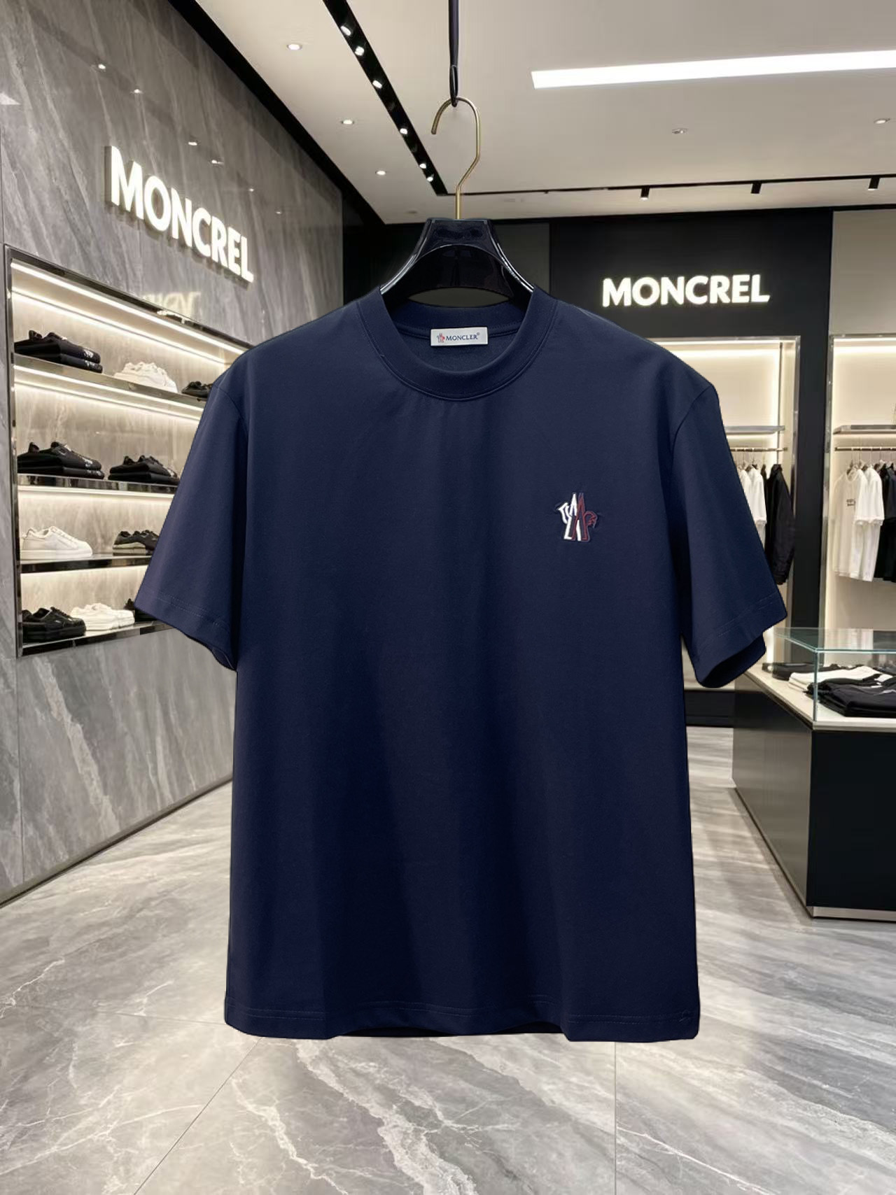 short sleeves